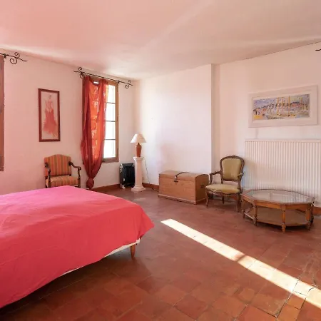 Impressive Mansion In With Terrace * Quarante
